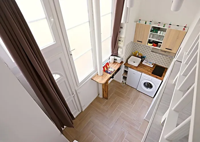 Beautiful 11st District Apartamento Paris