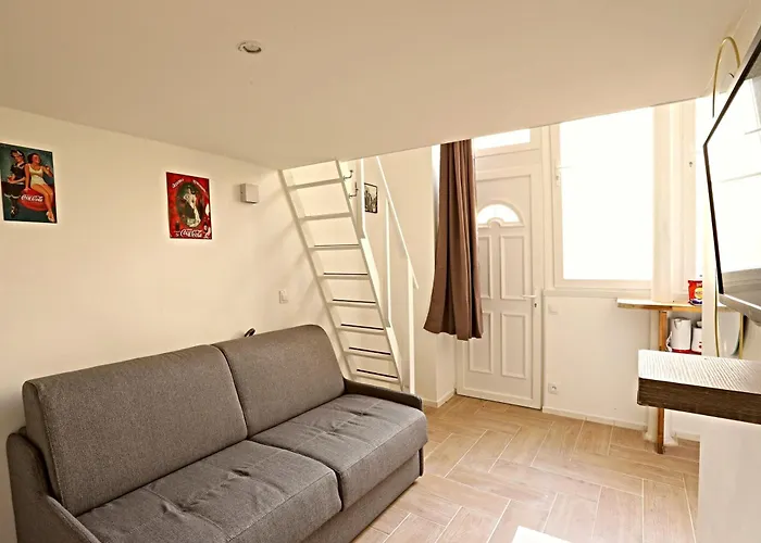 Beautiful 11st District