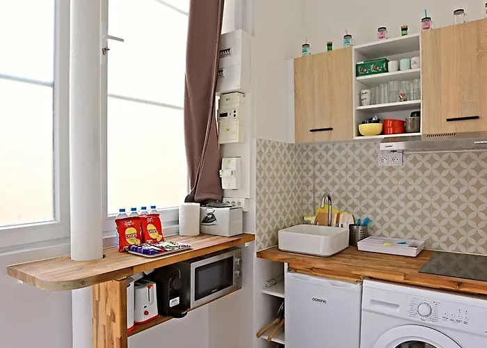 Beautiful 11st District