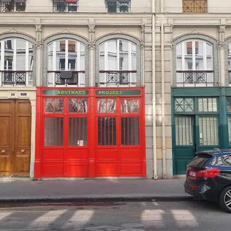 Beautiful 11st District * Paris