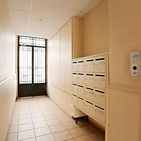 Beautiful 11st District * Paris